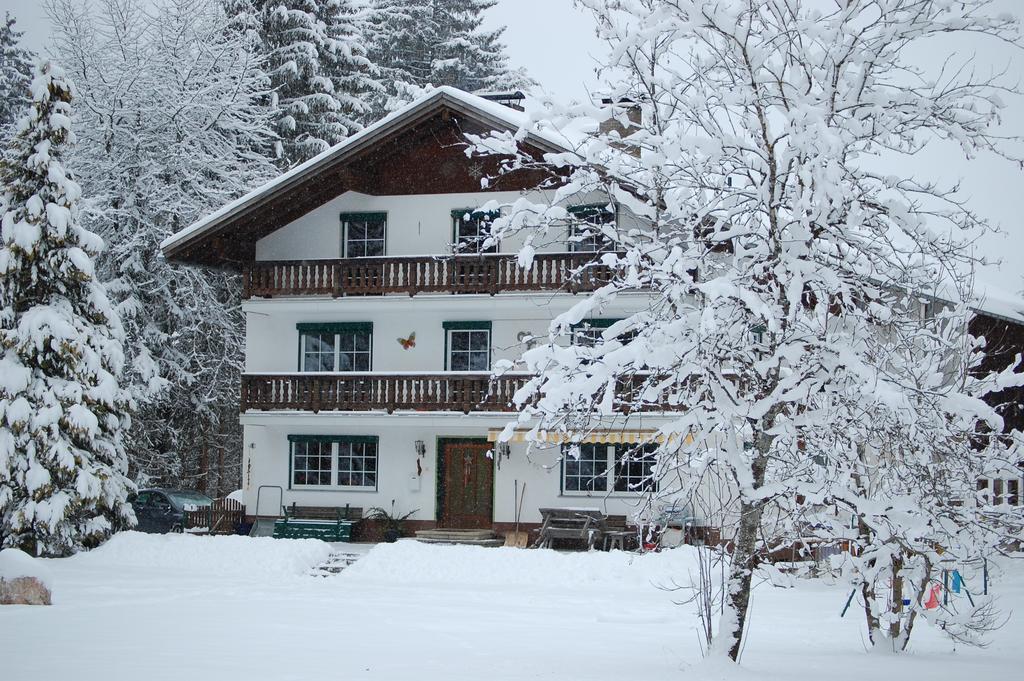Haus Waldrast Apartment Elbigenalp Room photo