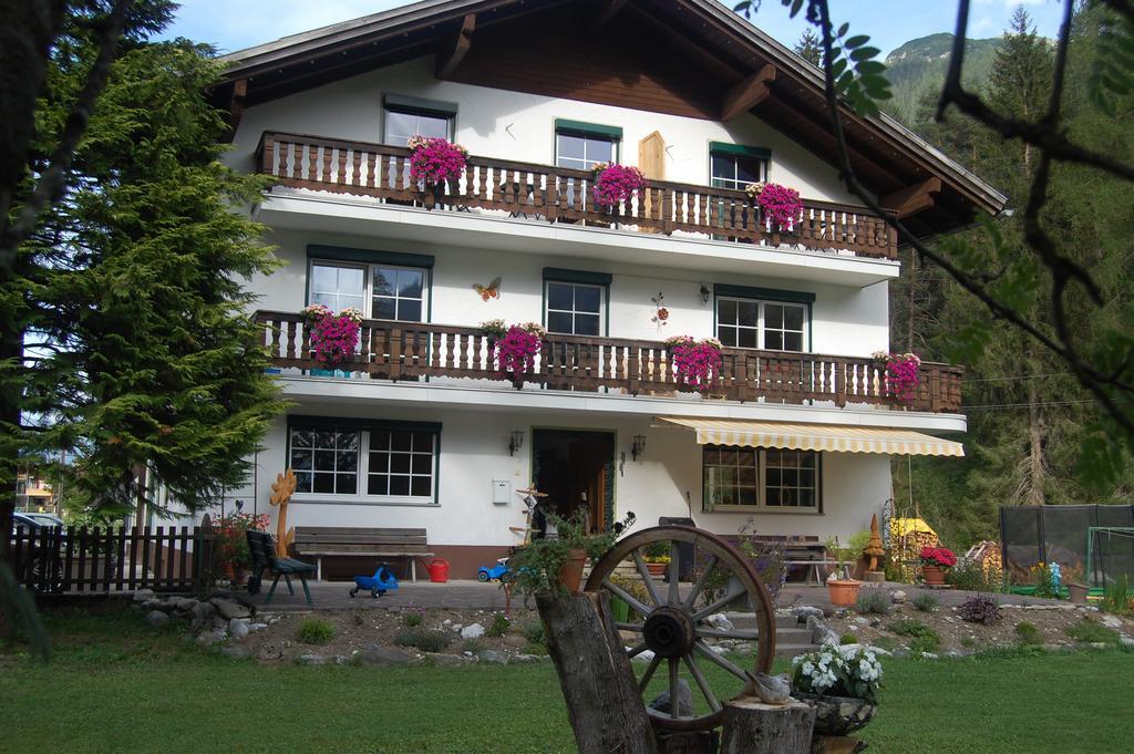 Haus Waldrast Apartment Elbigenalp Exterior photo